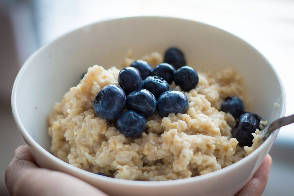 Chew and Lose Weight: 7 Foods That Will Help You To Lose Weight 5 blueberries 531209 12801