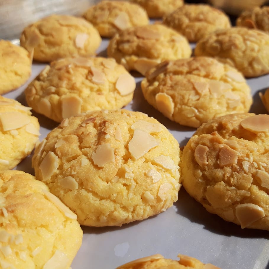 Culinary Trend: Coconut 1 coconut cake biscuits marzipan1