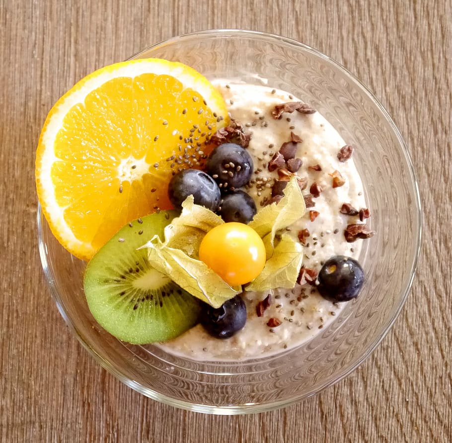 The Best Breakfast: 5 Simple Porridge Recipes for Every Day 2 porridge muesli breakfast vegan1