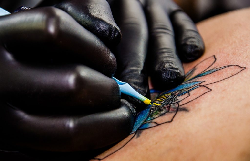 Less is More: 5 Pros of Small Tattoos 1 tattoo artist 556036 12801
